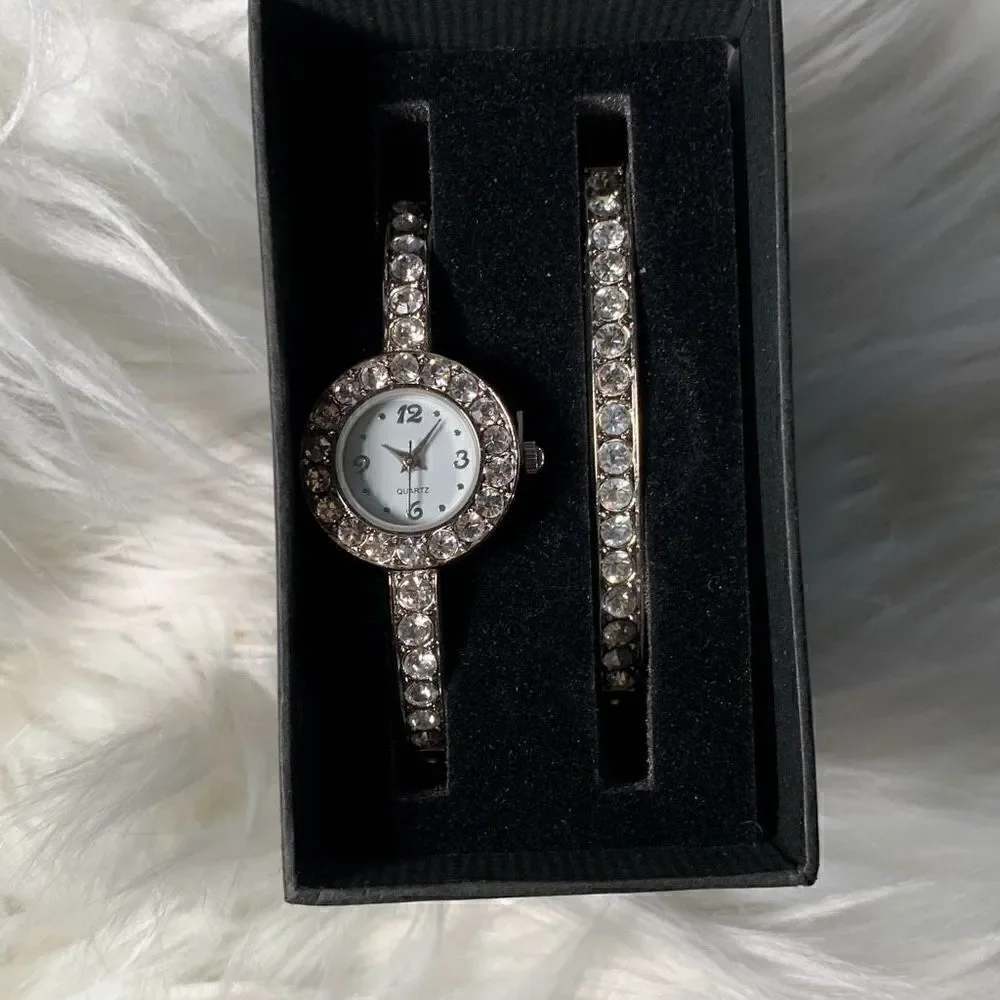 Gift watch set quartz diamonds bracelet - Picture 1 of 4